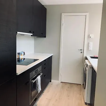 In The Center برغن