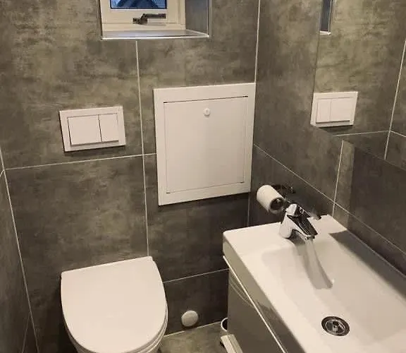 In The Center شقة برغن